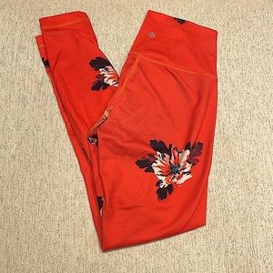 Limited Edition 💖 RARE lululemon floral leggings - Sz 2 - 7/8 Length - Coral